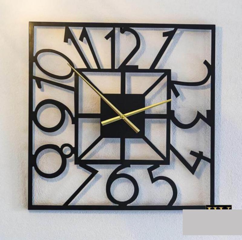 Designer Wall Clock For Drawing Room